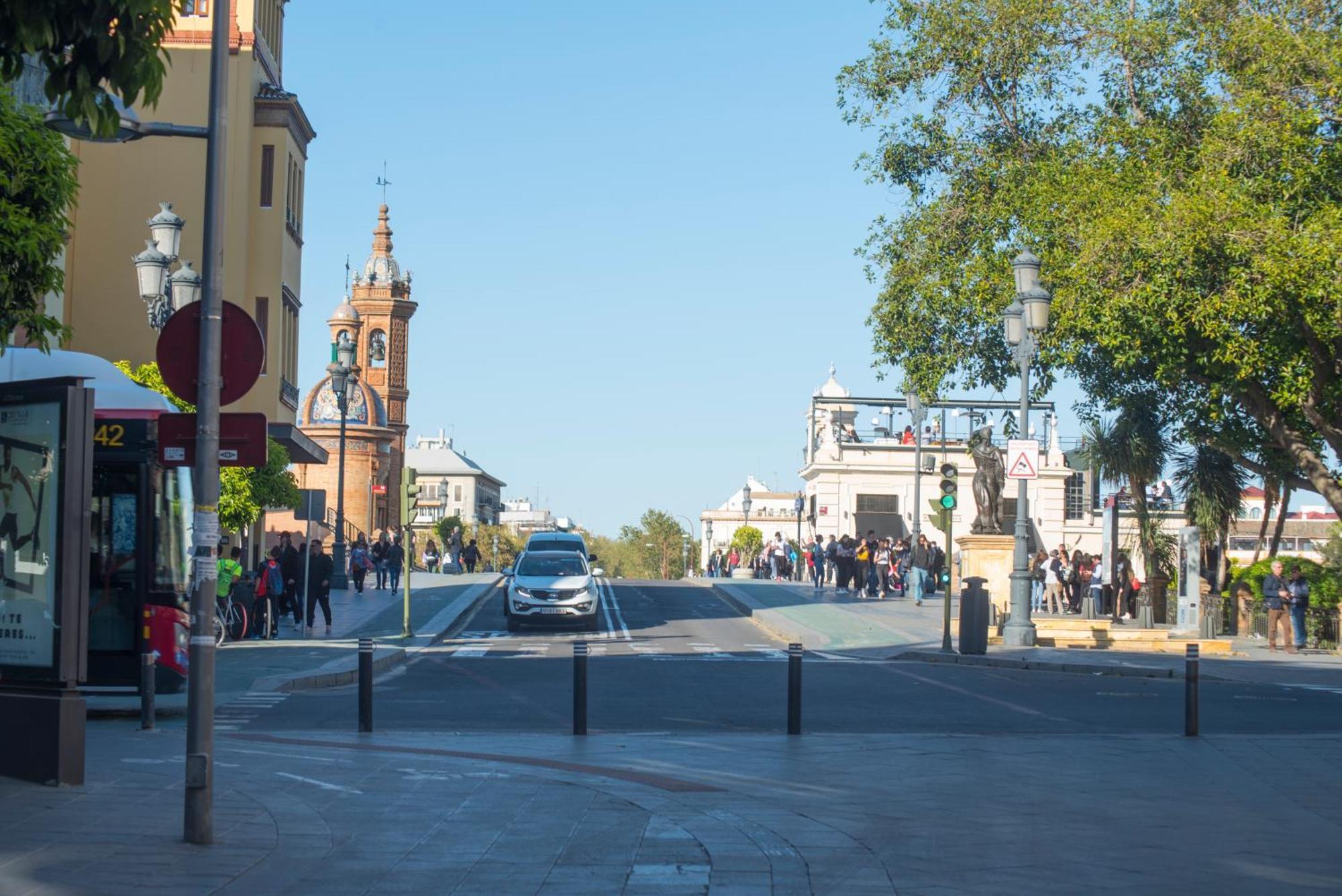 Apartamentos Luxury Puente De Triana إشبيلية المظهر الخارجي الصورة