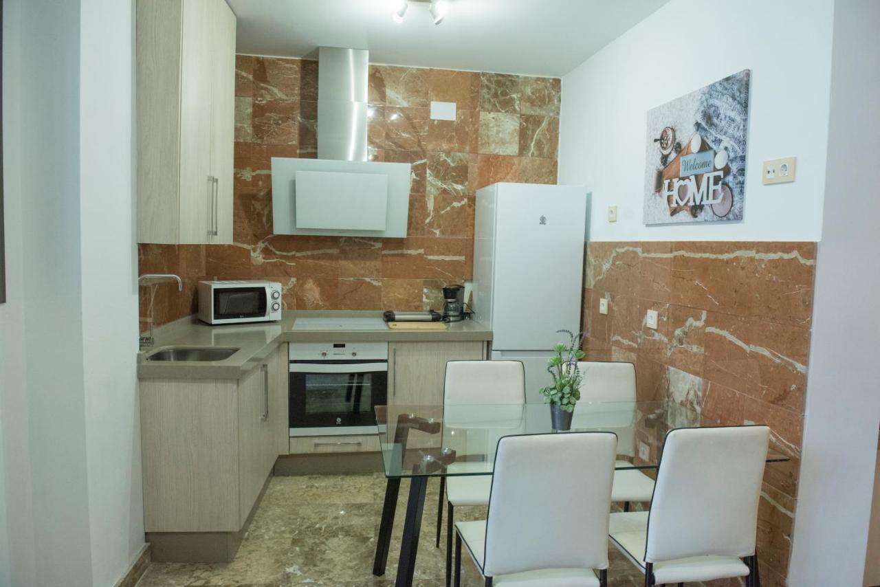 Apartamentos Luxury Puente De Triana إشبيلية المظهر الخارجي الصورة