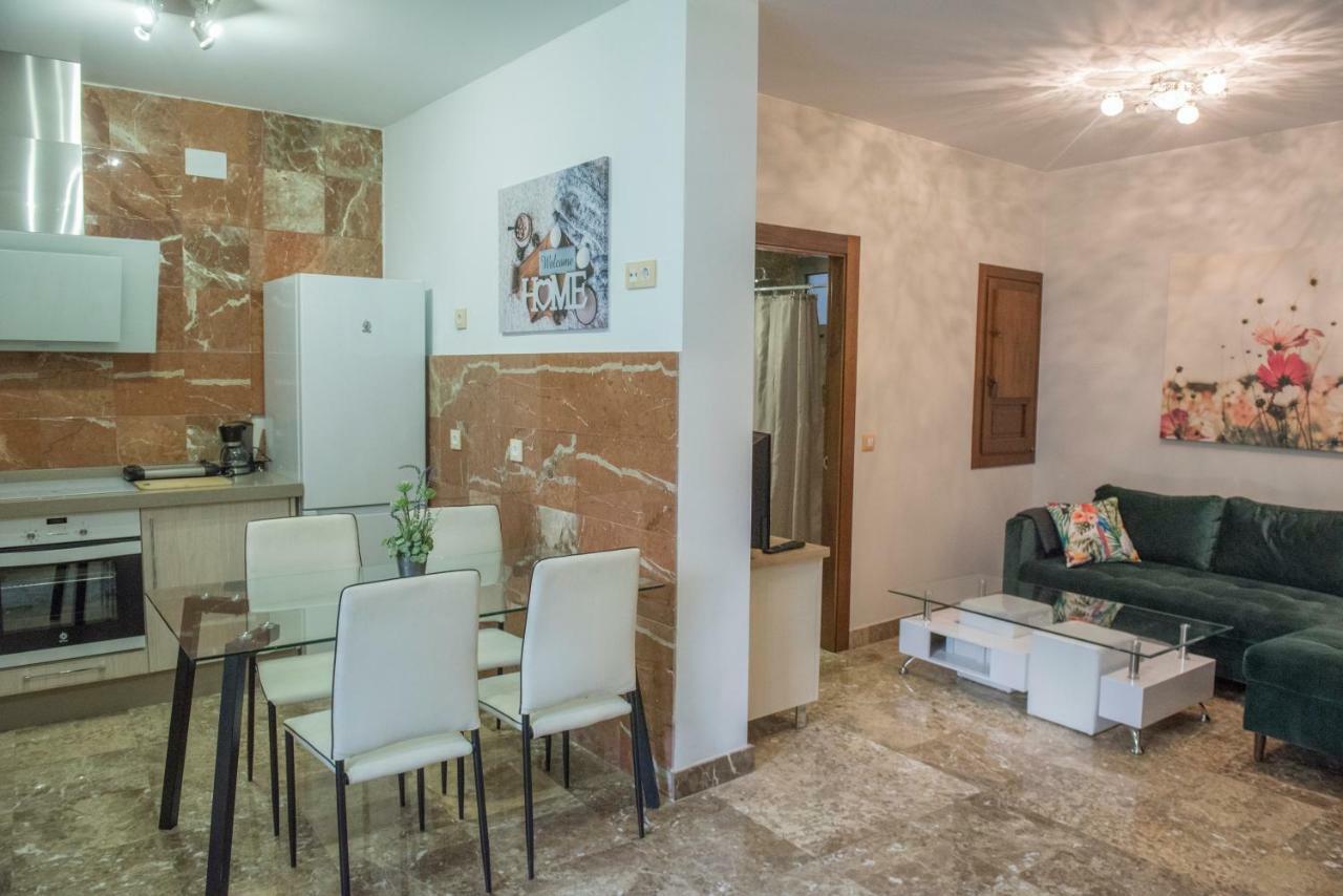 Apartamentos Luxury Puente De Triana إشبيلية المظهر الخارجي الصورة
