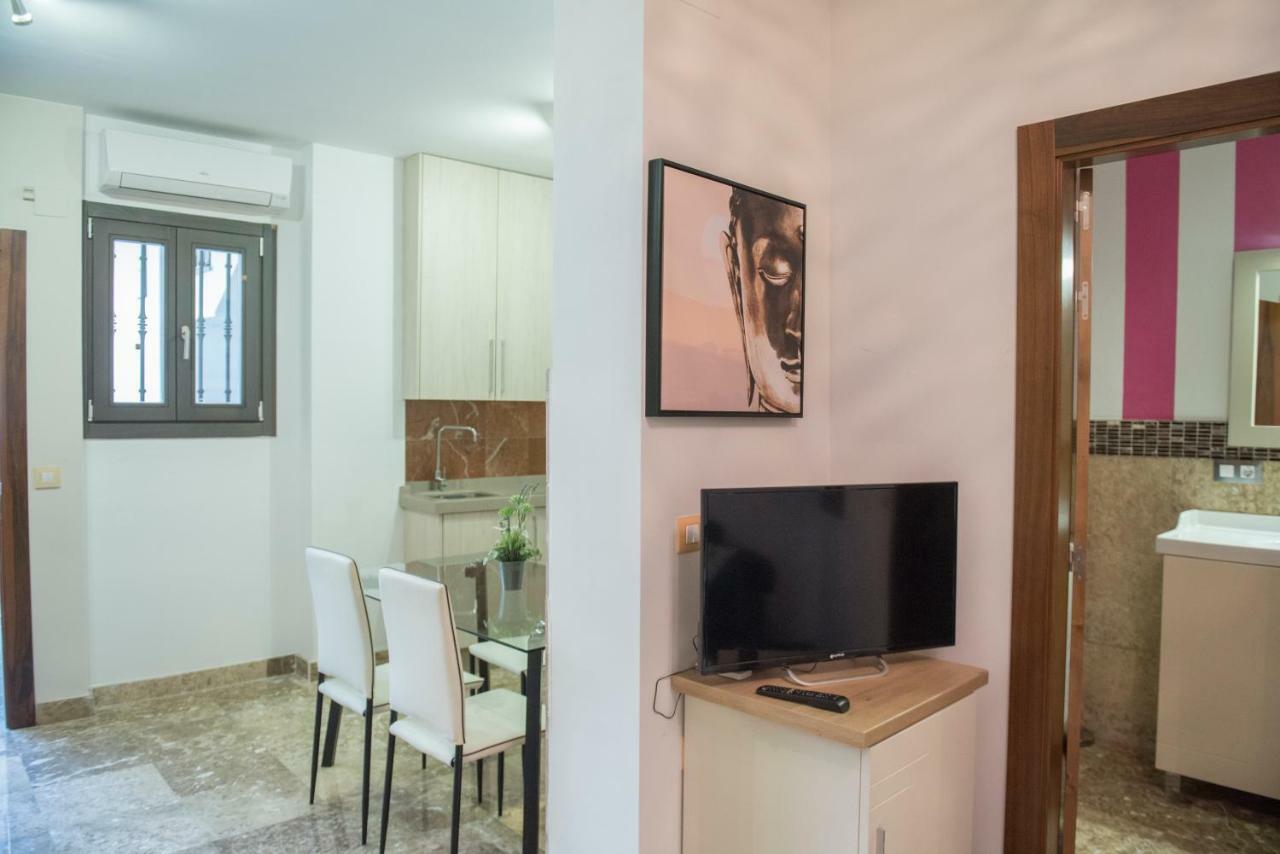 Apartamentos Luxury Puente De Triana إشبيلية المظهر الخارجي الصورة