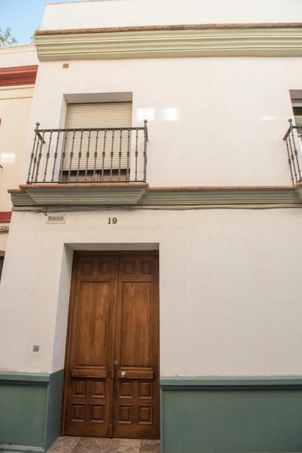 Apartamentos Luxury Puente De Triana إشبيلية المظهر الخارجي الصورة
